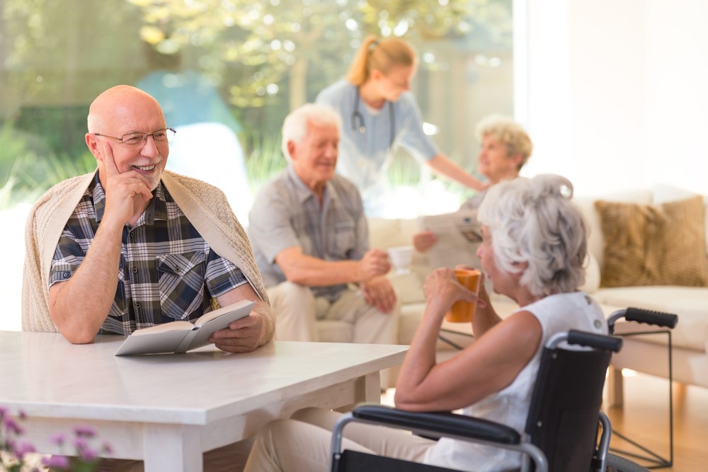 Seniors at an assisted living or independent living community