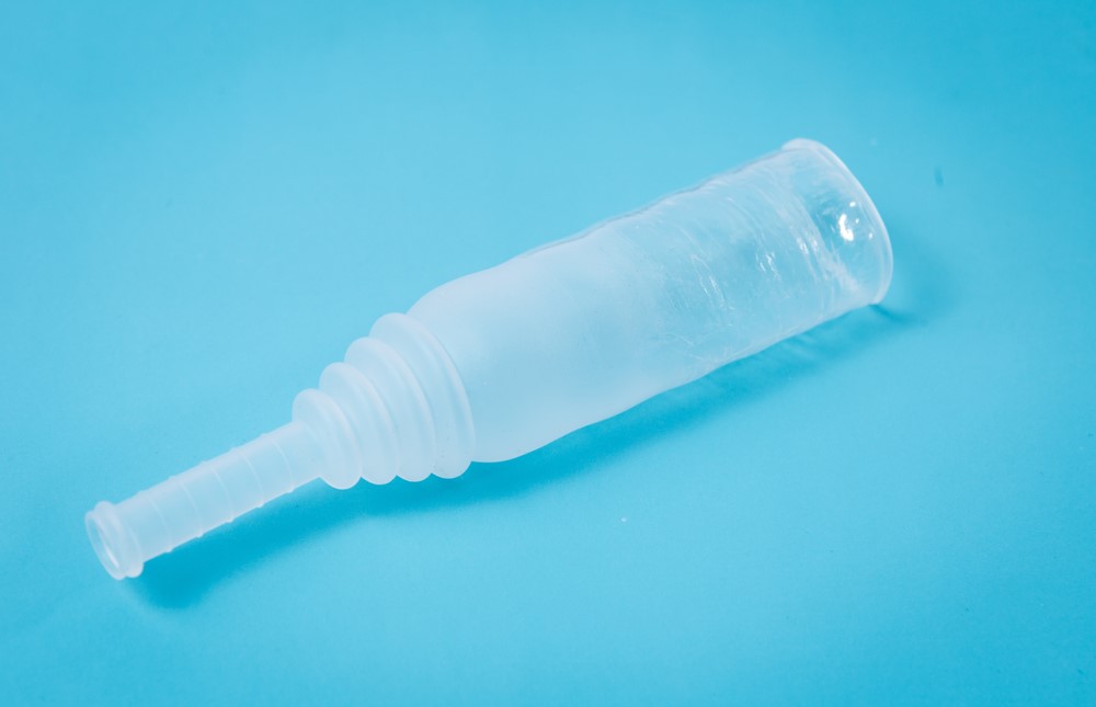 A condom style catheter for men