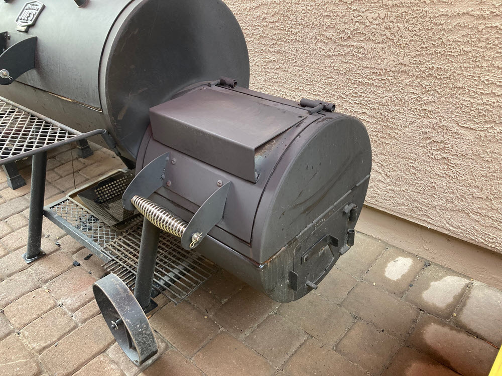 Oklahoma Joes Highland Offset Smoker and Grill 2